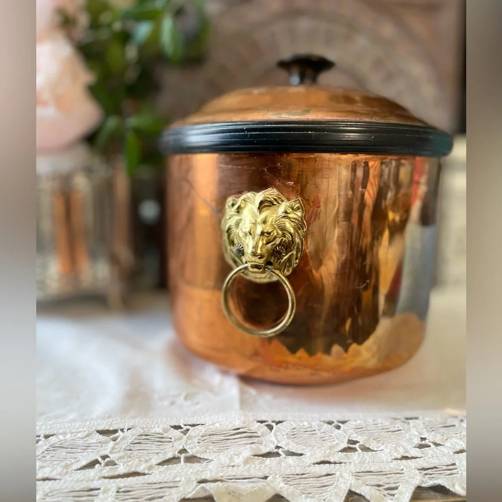 Vintage Copper Gold lions head ice bucket barware